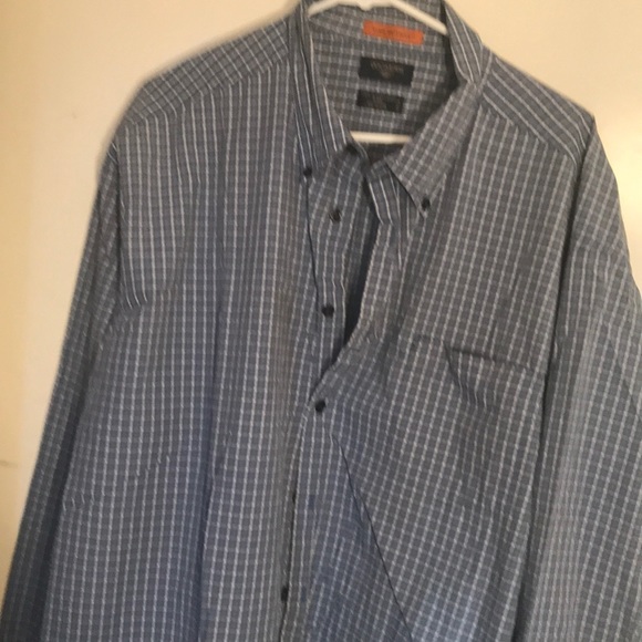 Dockers men’s shirt - Picture 2 of 3